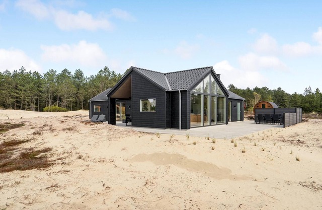 4 bedroom awesome home in Rømø