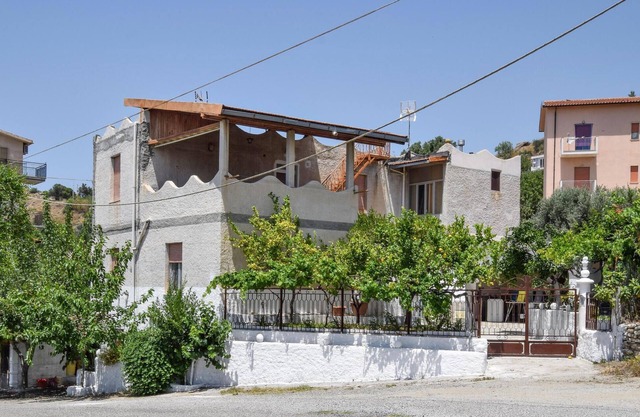 4 bedroom cozy home in Reggio Calabria