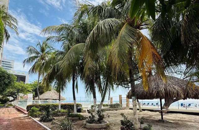4-bedroom Dream house in brilliant Gaira with AC