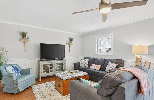 4 min walk to beach - Allows Golf Carts -2 docks to fish -Pool- Beautiful views