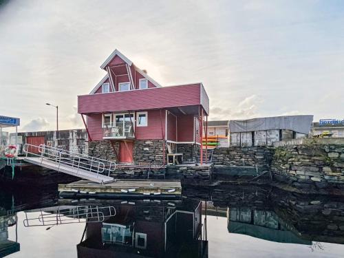 4 person holiday home in Sørbøvåg
