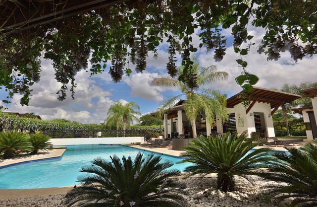 4. Spacious and comfortable 3 bedroom apartment