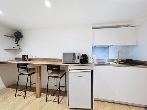 4 Studios modernes climatisés 8 personnes