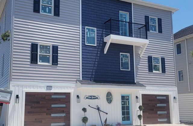 402 Bay Front Rd Water & Beach Front Broadkill Pet Friendly Sleeps 12 4Bed 4Bath