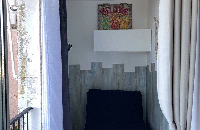 40M2 PANORAMIC SEA VIEW GARDEN LEVEL AIR-CONDITIONED