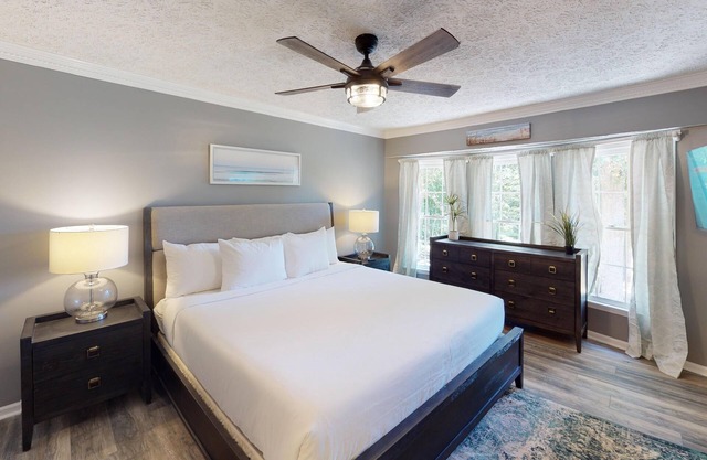 4297 Earney Rd, Unit 1, Woodstock