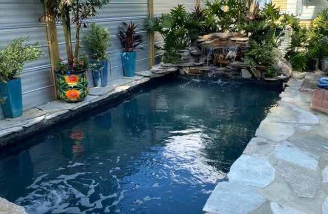 4Bed Spacious Home w/cocktail pool Minutes 2 dtwn St Pete!