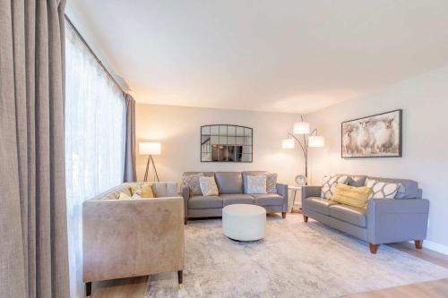 4BR 2BA Dog Friendly 3 Kings Walk to Lambeau