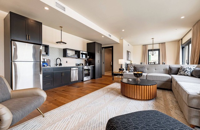 4BR Incredible Group Penthouse + Private Patio | The Mayfair