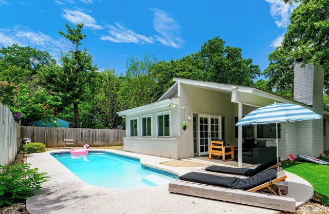 4BR+Ping Pong+2500 sq ft