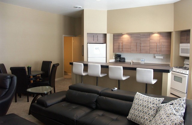 4TH NIGHT FREE In The Heart Of Downtown Asheville!