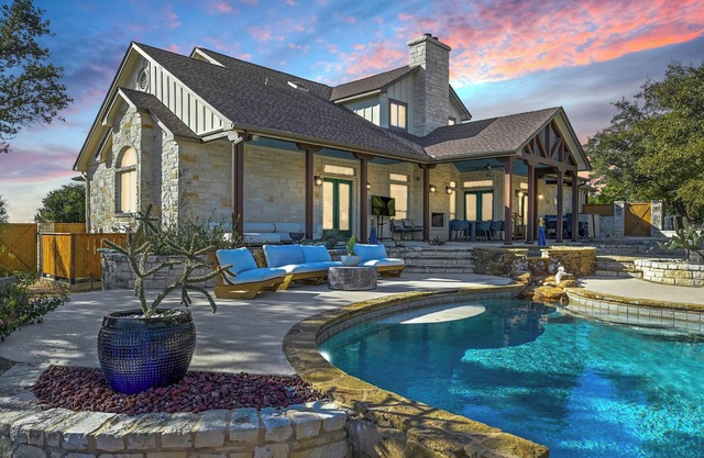 5 Acres - Pool, Game Room, Casita, Gym, Office!