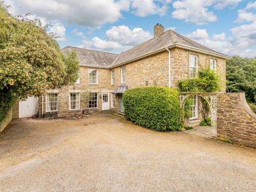 5 Bed in Litton Cheney 78462