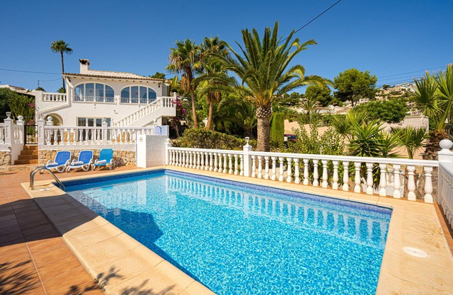 5 Bed Villa with Private Pool and Sea Views in Peaceful Location