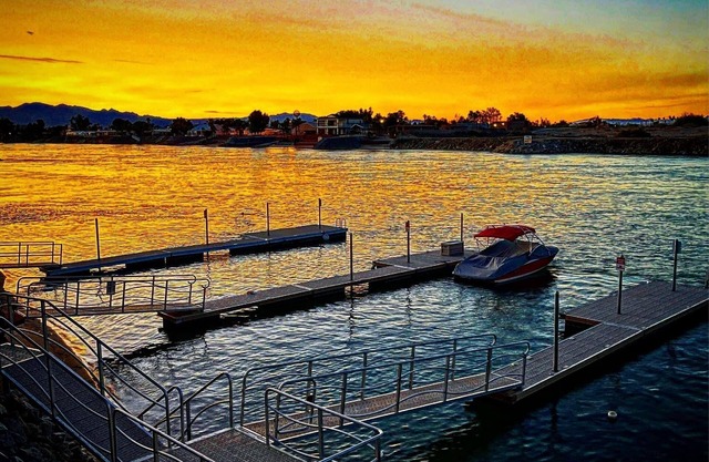 5 Bedroom 6 Bath large waterfront home with dock - Amazing location!