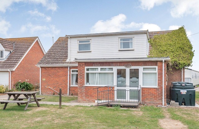 5 bedroom accommodation in Ingoldmells
