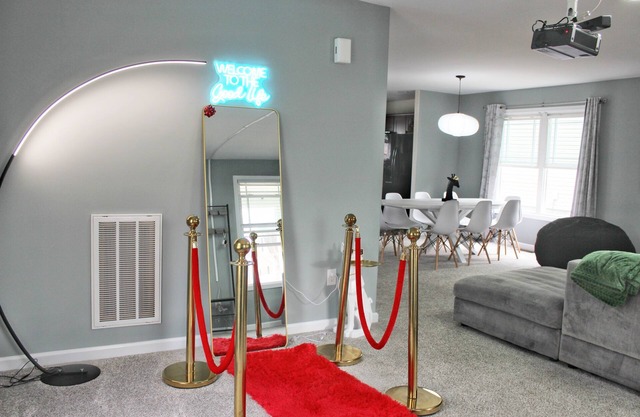 5 Bedroom Home, 13 mins away from Skyline Drive