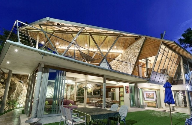 5 Bedroom Seaview Villa Opal