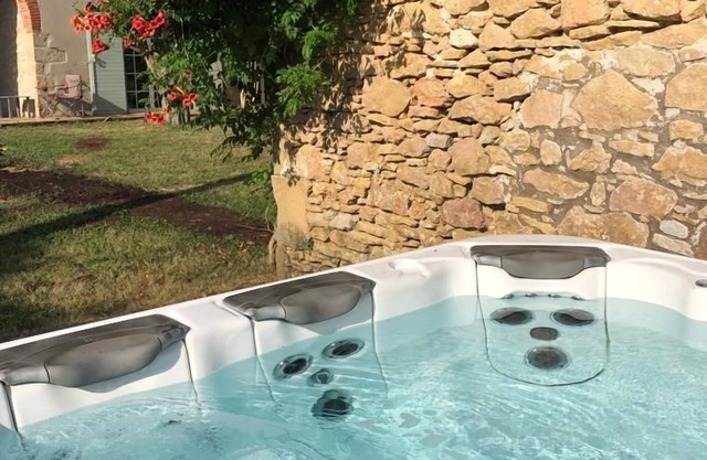 5 Bedroom Villa, La Bastide d'Anjou, Occitanie