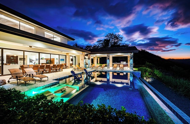5 MINUTES TO BEACH! Dazzling Luxury Hilltop Estate w/MASSIVE Outdoor Oasis!