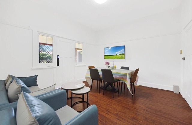 5bedroom holiday house in Chatswood
