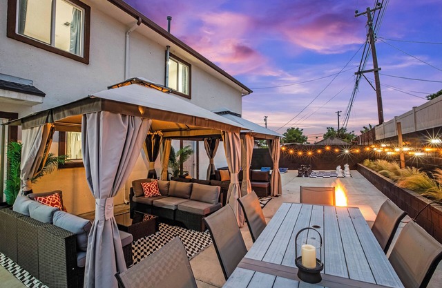 5BR 4.5BA! SLEEPS 18! GAMES! LITTLE SAIGON! CLOSE TO DISNEY & OC BEACHES