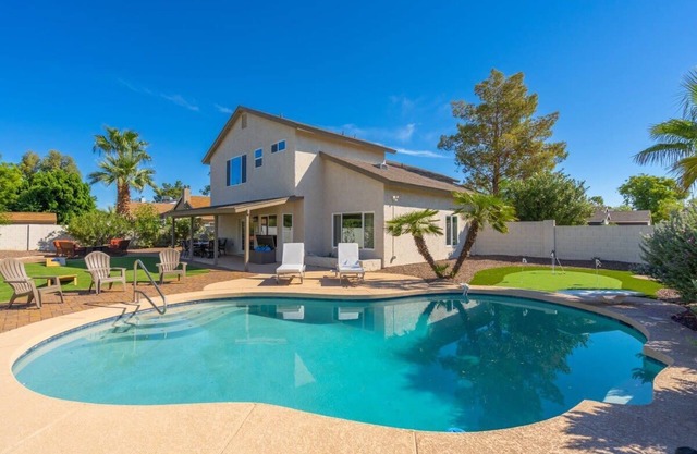 5BR|Heated Pool|Pickleball| Ping Pong & Pool Table