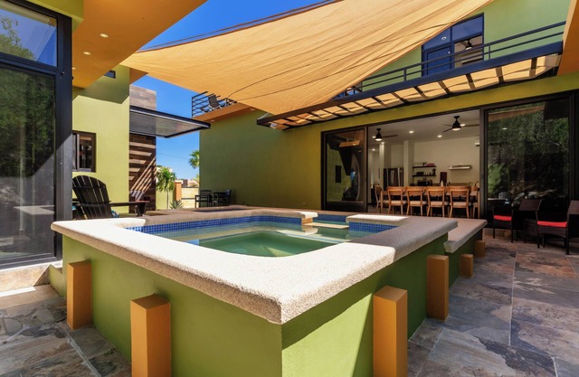 5BR Los Barriles Retreat w/Pool, Hot Tub & Sea of Cortez Views