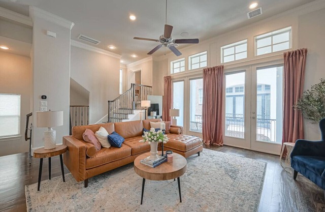 6 mins from TX Medical Center | 6 beds | Sleeps 8