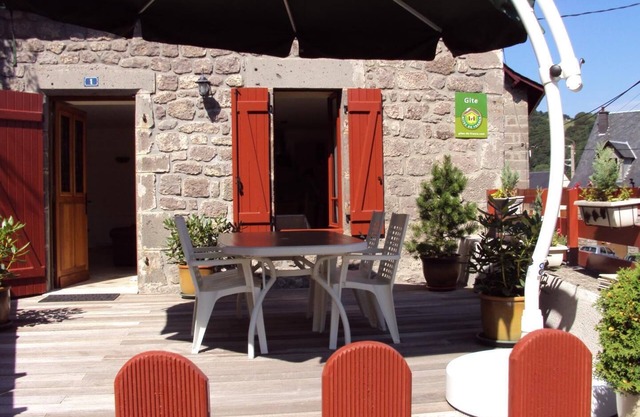 63g63834 - Besse-et-saint-anastaise