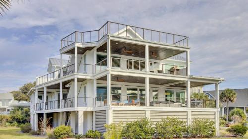 7 Beachwood East by AvantStay Ocean Views Hot Tub 7BDR