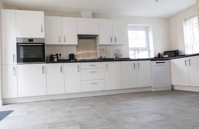 7 Swiftsure - 4 Bedroom Luxury and Spacious Home