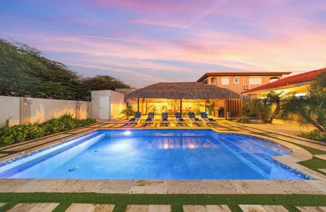 7BR Oasis in Paradise on One Happy Island