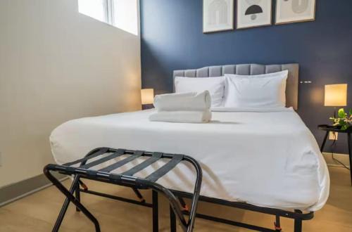 8 Unit Cozy & Bright Loft with Free Parking