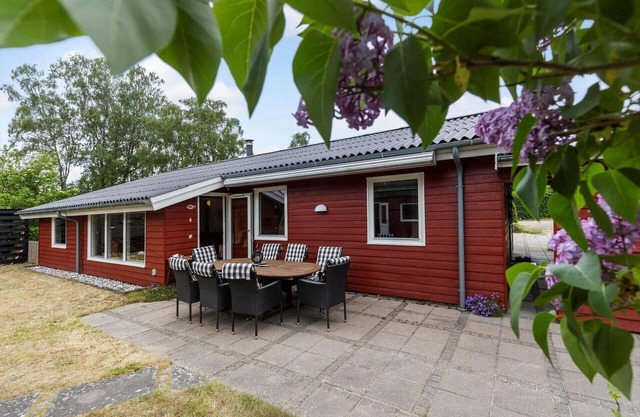 8523 Grenaa - Lærkevej 13