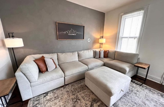 886 Macon (2 bdrm) · Walkable German Village home w/fenced yard