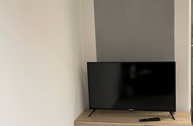 8P-Modern and newly renovated spacious apartment on two levels