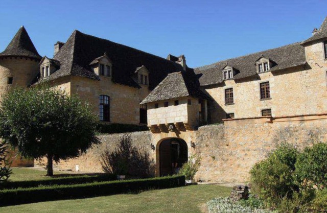 9 bedroom castle in saint-mã©dard-de-presque