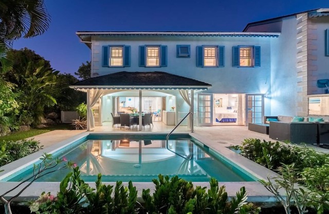 A 3 bedroom fully renovated villa with a beautiful tropical garden