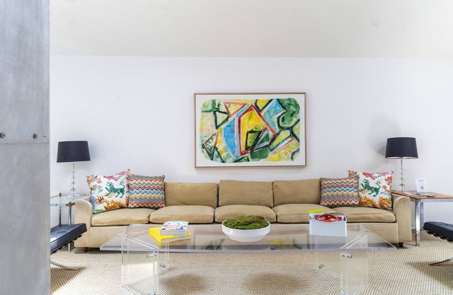 A Block from Henkel Square in Round Top | Close to Food, Bars, Shopping | The Nest