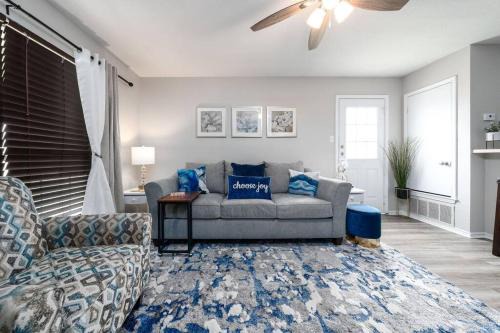 A Cozy and Peaceful Stay with King Bed