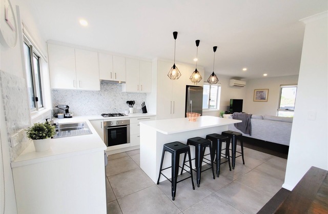 A family holiday home in Jindabyne with backyard spa