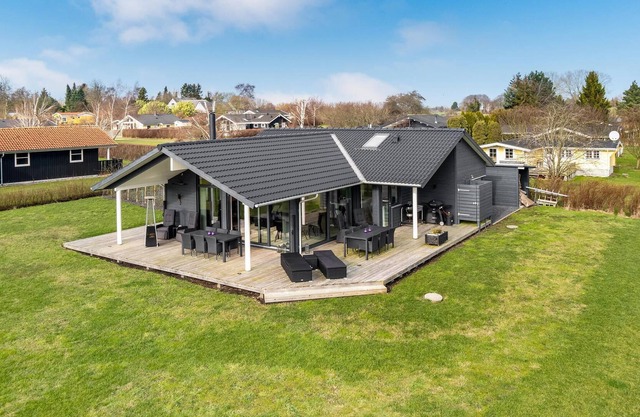 A few 100 meters from Råbylille beach, this comfortable vacation home welcomes you.
