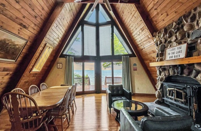 "A Frame of Mind" on Mullett Lake