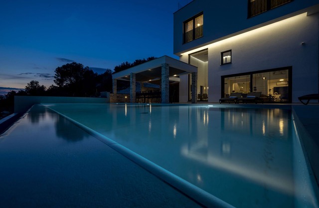 A large and spacious villa with a "million dollar" view, many addit. facilities.