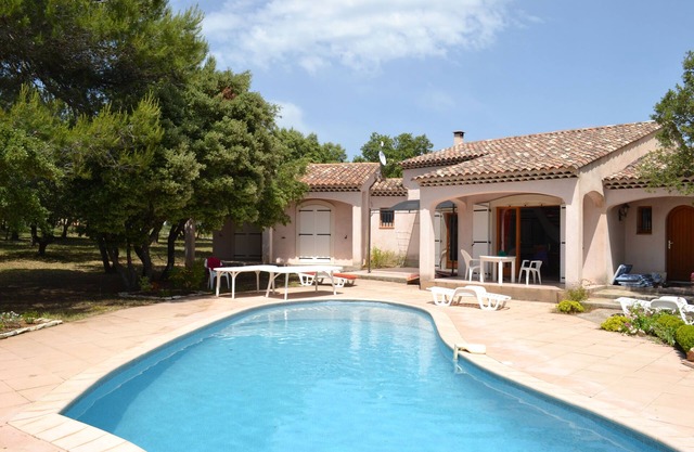 A spacious and peaceful villa ideally located between sea and mountains