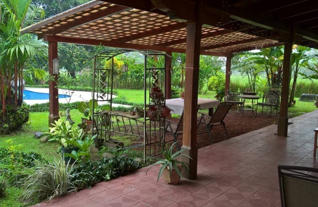 A spacious country villa with private swimming pool for families, friends and couples.