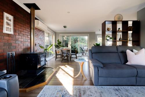 A Whole Lot Of House W/Dual Living & Library