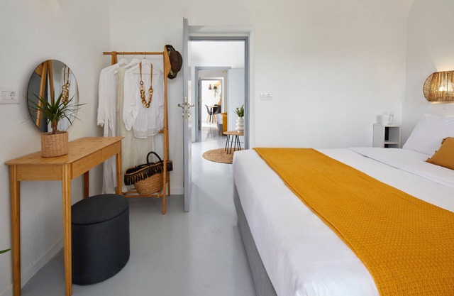 A wonderful house just 3 minutes away from Perissa Beach