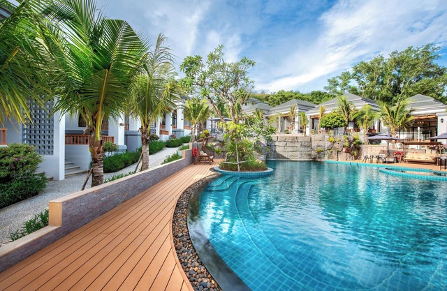 A.Z. Sunrise Resort & Fitness Club